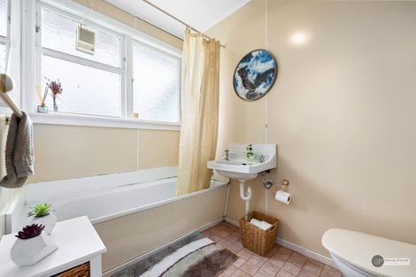 Photo of property in 2/95 Clouston Park Road, Clouston Park, Upper Hutt, 5018