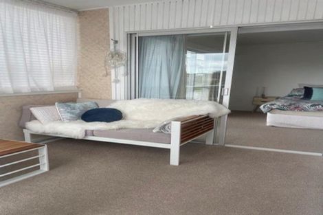 Photo of property in 1/23 Hart Road, Hauraki, Auckland, 0622