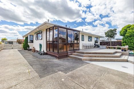 Photo of property in 10 Martin Harvey Street, Levin, 5510