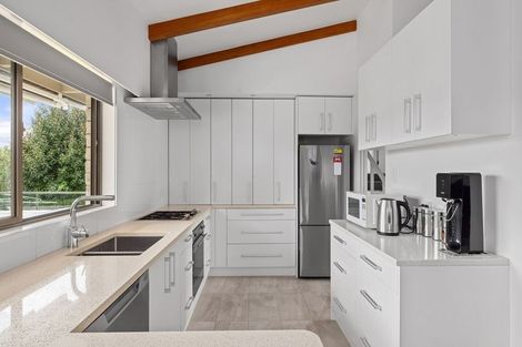 Photo of property in 10 Kendall Road, Kerikeri, 0230