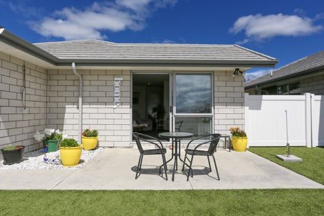 Photo of property in 42 Arrow Close, Papamoa, 3118
