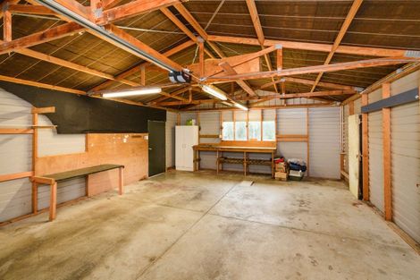 Photo of property in 25 Hunia Street, Marton, 4710