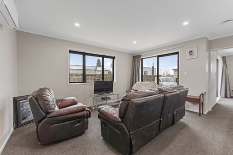 Photo of property in 5a Mckenzie Street, Levin, 5510