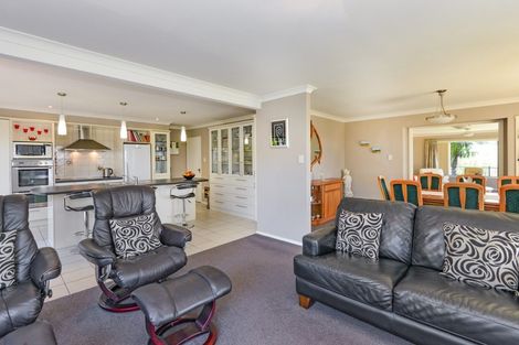 Photo of property in 98 Lane Road, Havelock North, 4130