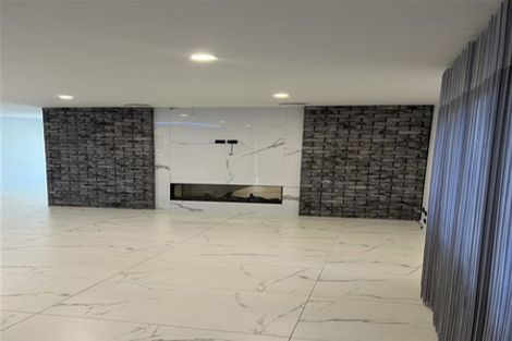 Photo of property in 5 Wyon Way, Flat Bush, Auckland, 2016