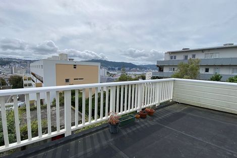 Photo of property in 16 Austin Street, Mount Victoria, Wellington, 6011