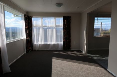 Photo of property in 44 Acacia Avenue, Maungaraki, Lower Hutt, 5010