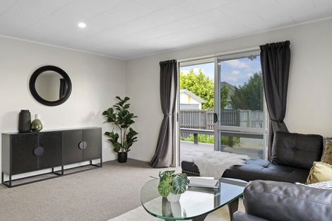 Photo of property in 82 Gilberthorpes Road, Hei Hei, Christchurch, 8042