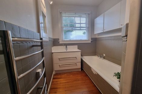 Photo of property in 38 Weka Street, Fendalton, Christchurch, 8041