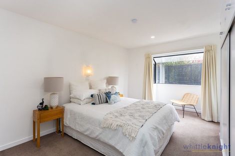 Photo of property in 2 Centaurus Road, Cashmere, Christchurch, 8022