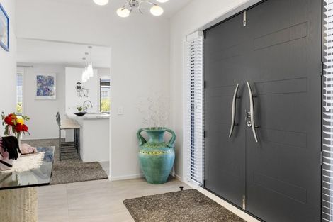 Photo of property in 32 Huka Heights Drive, Rangatira Park, Taupo, 3330