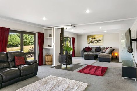 Photo of property in 4/864 Whangamata Road, Kinloch, Taupo, 3377