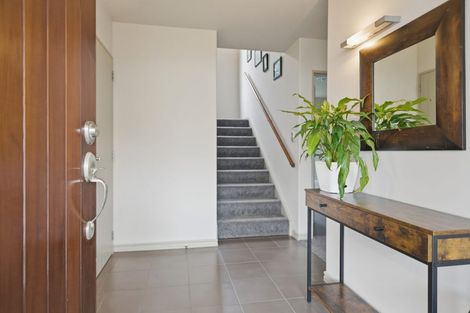 Photo of property in 10b Whitaker Street, Otumoetai, Tauranga, 3110