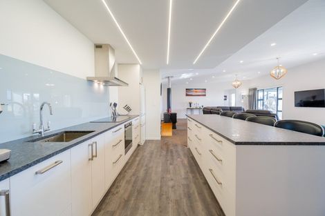 Photo of property in 64 Rodeo Drive, Te Anau, 9600