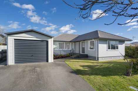 Photo of property in 54a Pemberton Crescent, Greerton, Tauranga, 3112
