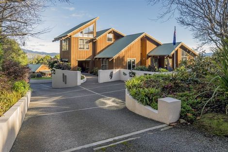 Photo of property in 63 Sunglo Terrace, Otaki, 5512