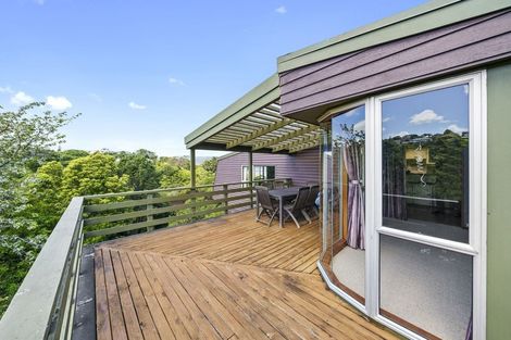 Photo of property in 134 Miromiro Road, Normandale, Lower Hutt, 5010
