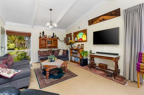 Photo of property in 90 Lone Kauri Road, Karekare, Auckland, 0772