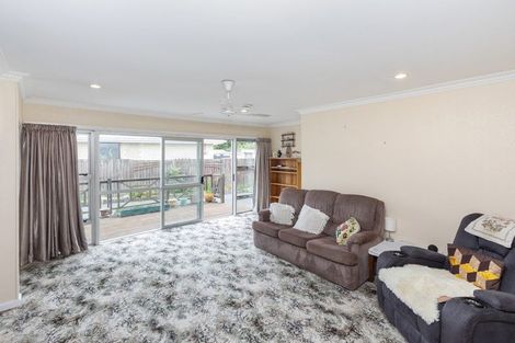 Photo of property in 15 Whitehall Street, Mairehau, Christchurch, 8013