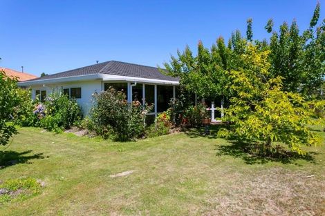 Photo of property in 29 Fairview Terrace, Waipahihi, Taupo, 3330