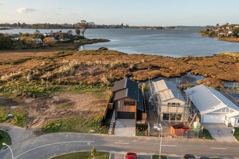 Photo of property in 31 Hinaki Street, Poike, Tauranga, 3112