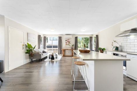 Photo of property in 95 Riverpark Crescent, Henderson, Auckland, 0610