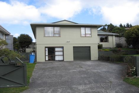 Photo of property in 7 Bexley Grove, Wainuiomata, Lower Hutt, 5014
