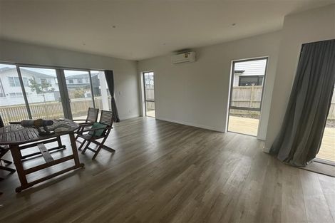 Photo of property in 10 Fort Lincoln Loop, Karaka, Papakura, 2113