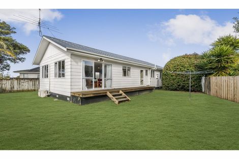 Photo of property in 12a Hinton Place, Weymouth, Auckland, 2103
