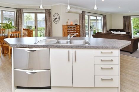 Photo of property in 5 Pipiri Street, Pegasus, 7612