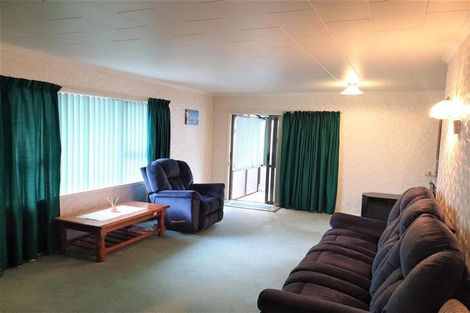 Photo of property in 3/187 Carrington Street, Lower Vogeltown, New Plymouth, 4310