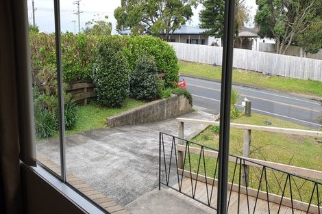 Photo of property in 5 Zita Maria Drive, Massey, Auckland, 0614