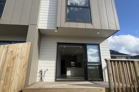 Photo of property in 1/39 Renata Crescent, Te Atatu Peninsula, Auckland, 0610