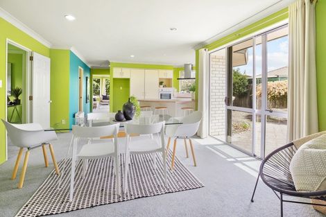 Photo of property in 6 Spinnaker Drive, Flagstaff, Hamilton, 3210