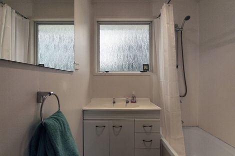 Photo of property in 77 Alison Street, Mangakakahi, Rotorua, 3015