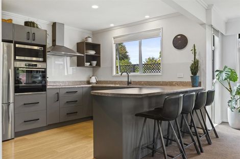 Photo of property in 4 Carter Drive, Pomare, Rotorua, 3015