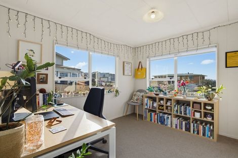 Photo of property in 3 Awatere Place, Snells Beach, 0920