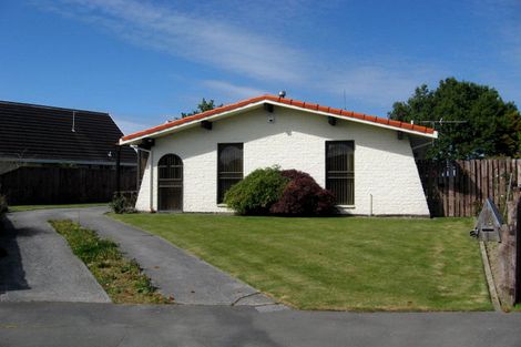 Photo of property in 2/18a Omega Place, Casebrook, Christchurch, 8051