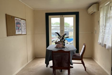 Photo of property in 6 Ayr Place, Hokowhitu, Palmerston North, 4410