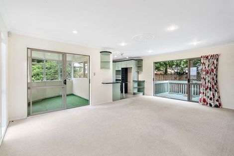 Photo of property in 46 Bronzewing Terrace, Unsworth Heights, Auckland, 0632