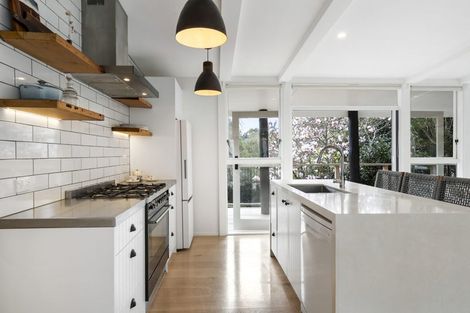 Photo of property in 86 Upper Waiwera Road, Puhoi, Silverdale, 0994