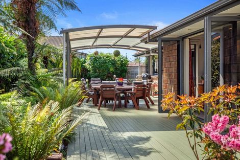 Photo of property in 5 Kirtle Close, Pyes Pa, Tauranga, 3112