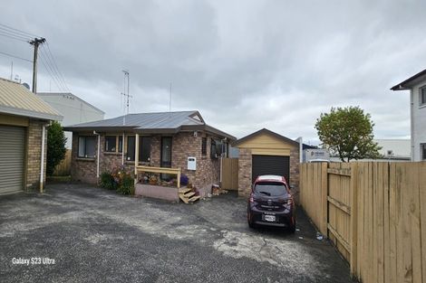 Photo of property in 39 Seddon Road, Frankton, Hamilton, 3204