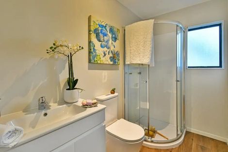 Photo of property in 1/11 Barneys Farm Road, Clendon Park, Auckland, 2103