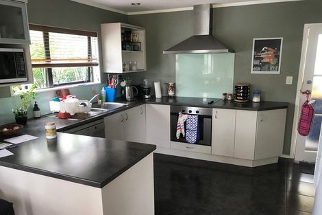 Photo of property in 2/14 Charles Street, Hauraki, Auckland, 0622