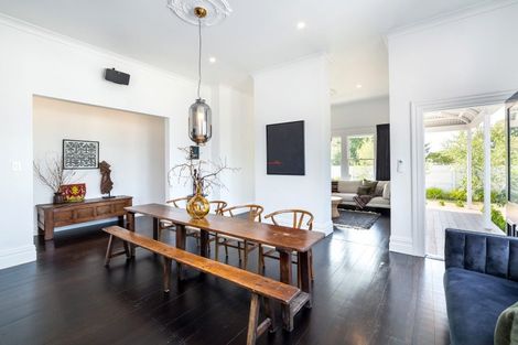 Photo of property in 250 Main Street, Greytown, 5712