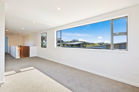 Photo of property in 4 Mirek Street, Waikanae, 5036