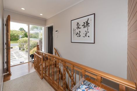 Photo of property in 16 Glamorgan Drive, Torbay, Auckland, 0630