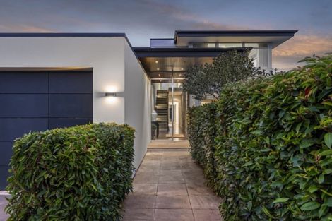 Photo of property in 10 Royds Street, Fendalton, Christchurch, 8014