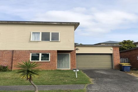 Photo of property in 10 Brashier Circle, Sunnyvale, Auckland, 0612